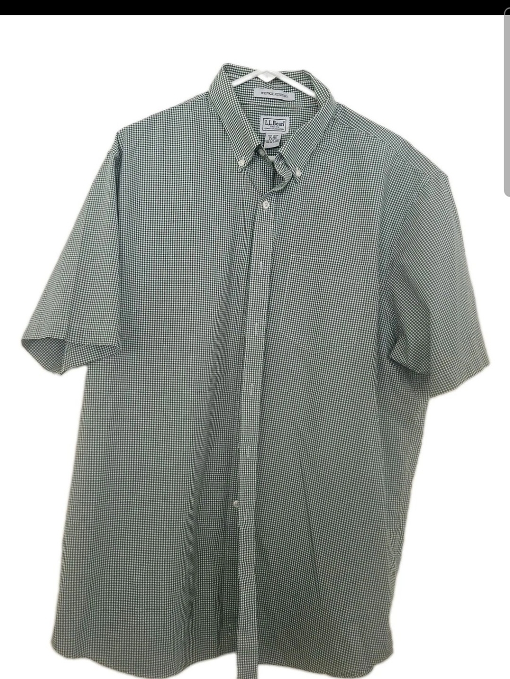 L.L. Bean Men's XL 100% Cotton Wrinkle Resistant Short Sleeve Button Down